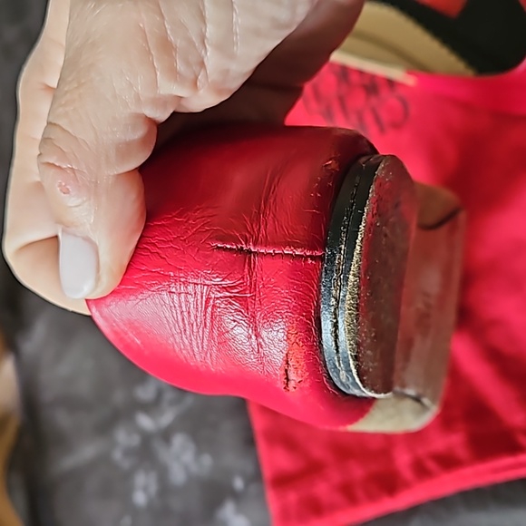Carolina Herrera Camel Suede, Bl Red Bow Ballet Flats - Picture 7 of 9